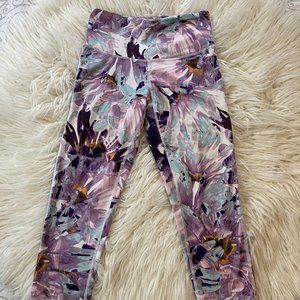 Champion purple floral cropped athletic pants S